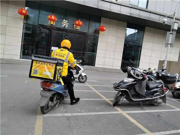 快递单打印机打印出来是白纸